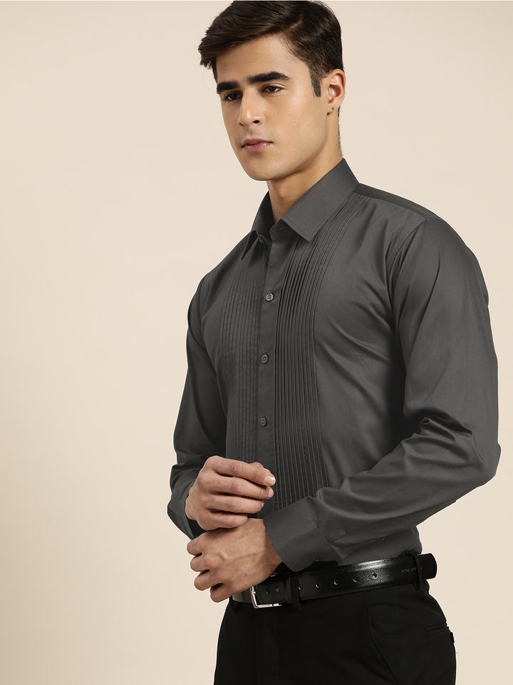 Men Grey Solid Pure Cotton Slim fit Tuxedo Party Shirt