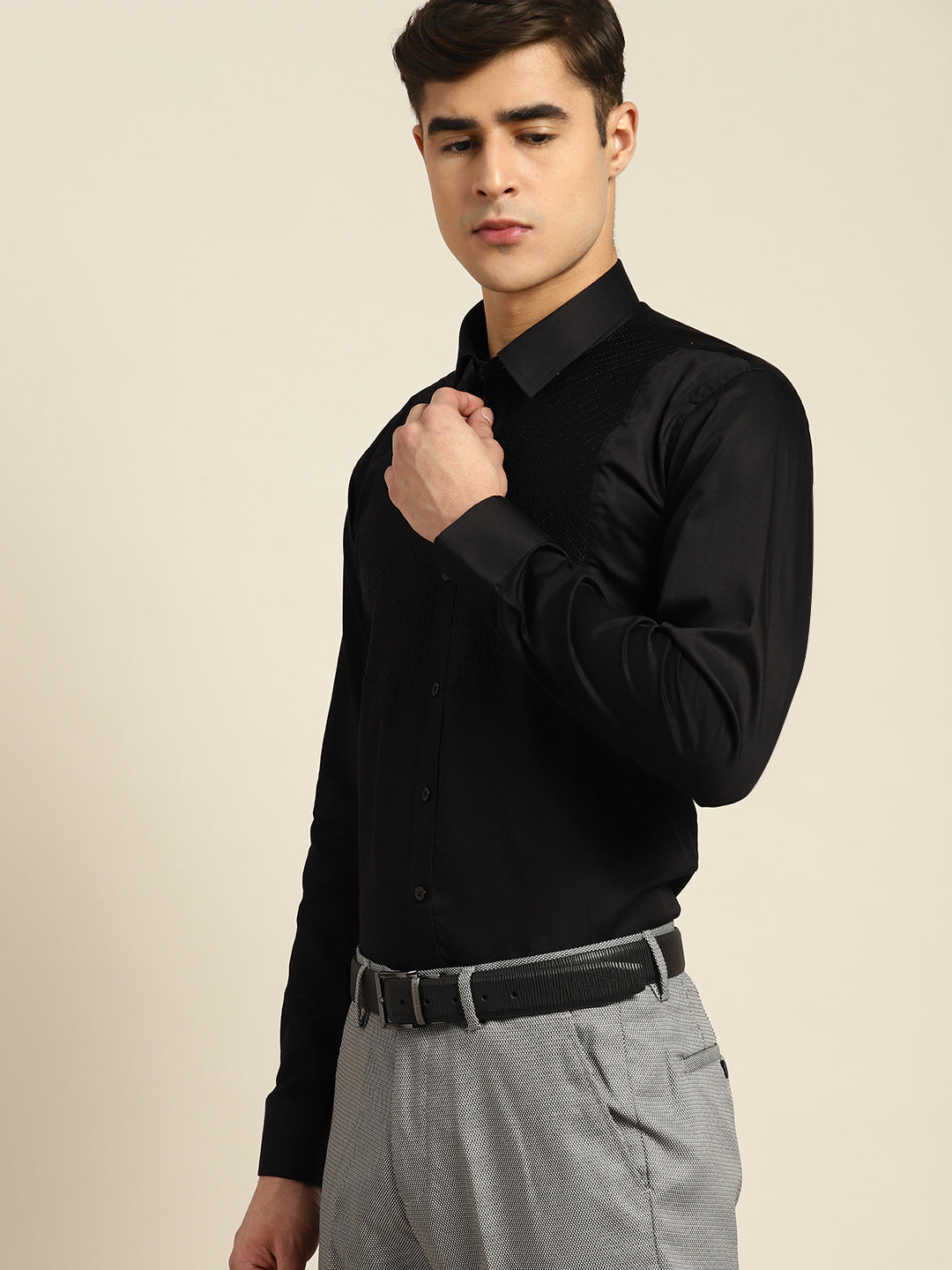 Men Black Solid Pure Cotton Slim fit Tuxedo Party Shirt