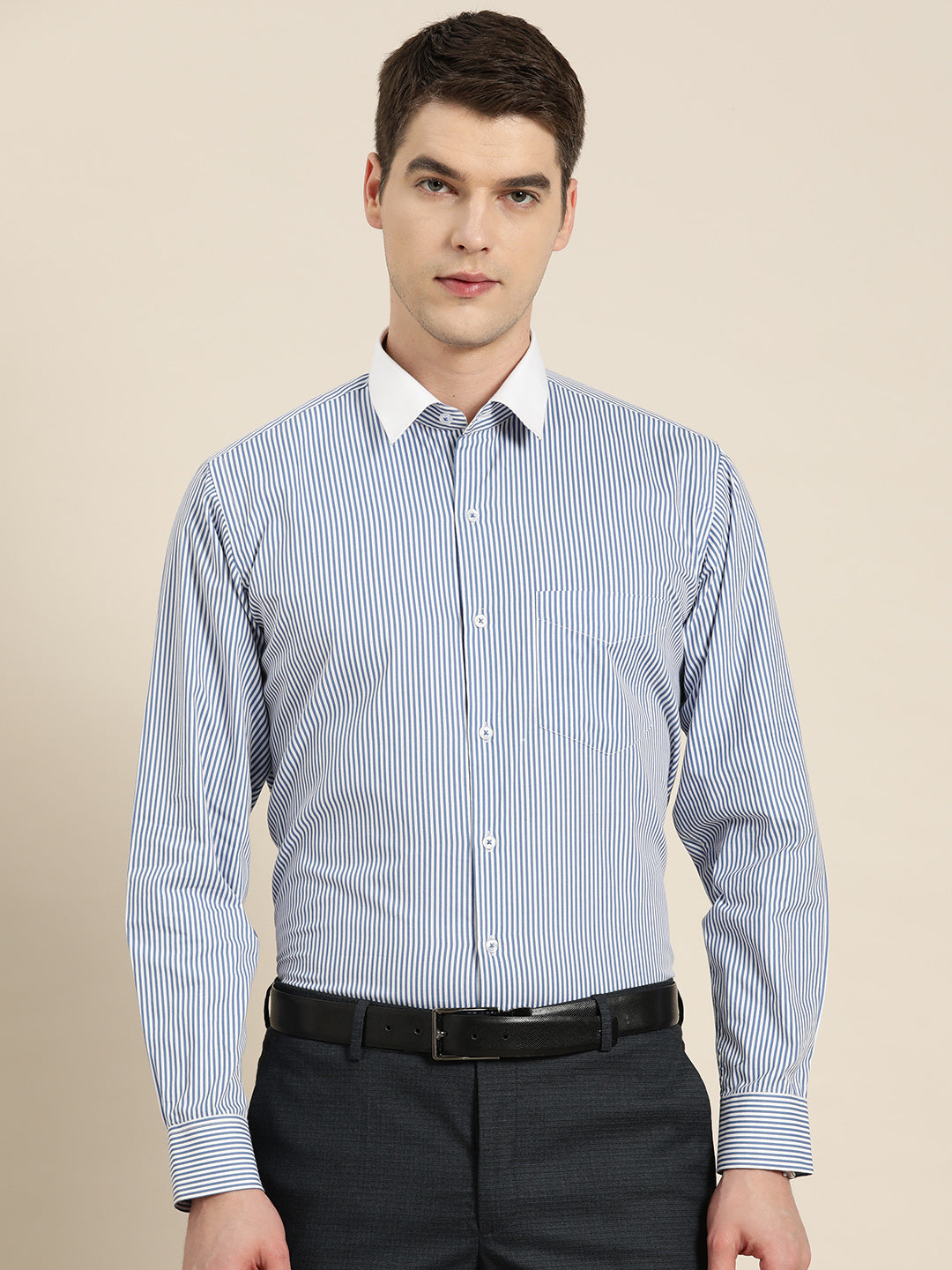 Men White & Blue Stripes Pure Cotton Slim fit Formal Shirt