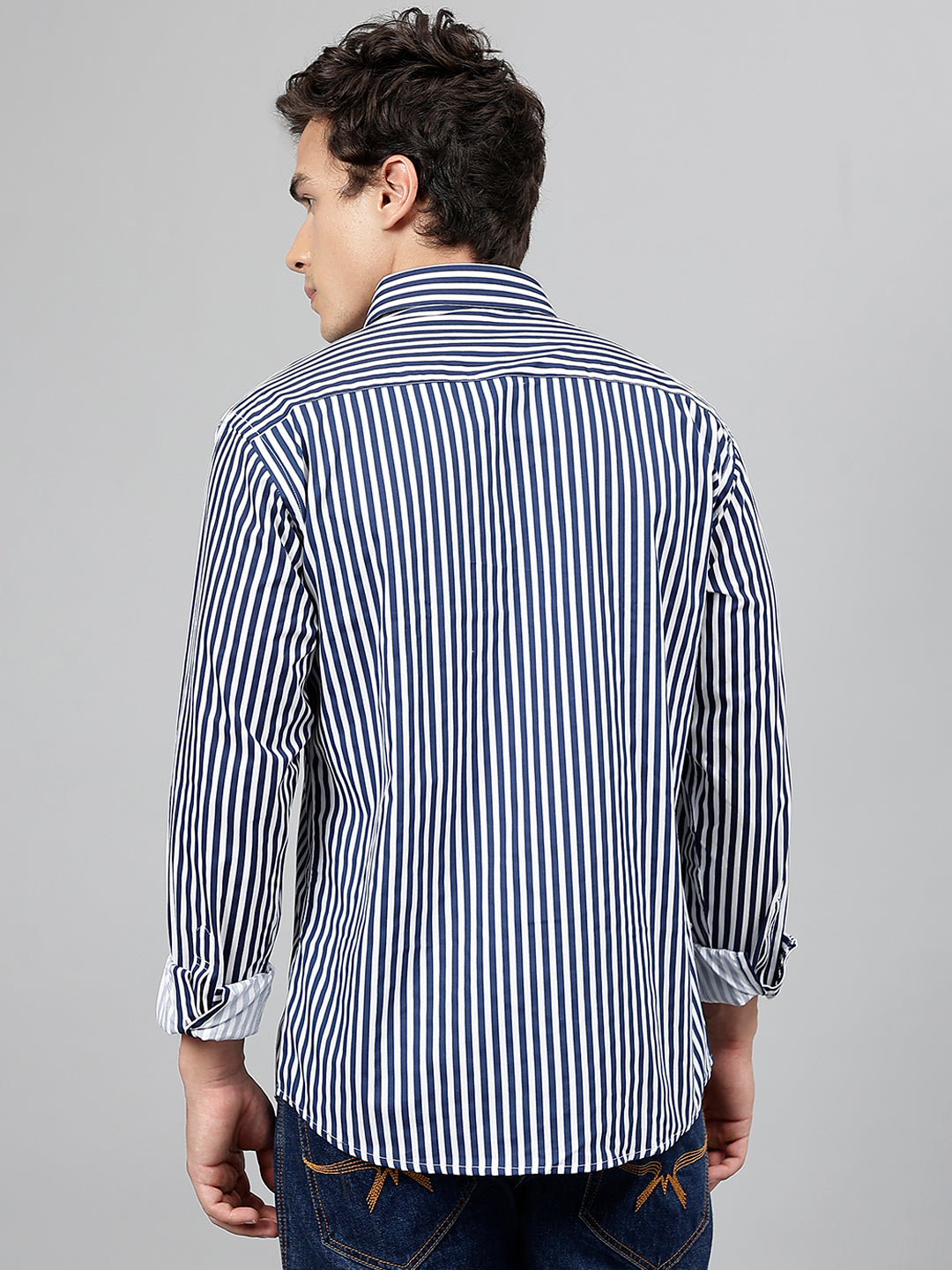 Men White & Navy Blue Striped Pure Cotton Slim Fit Casual Shirt