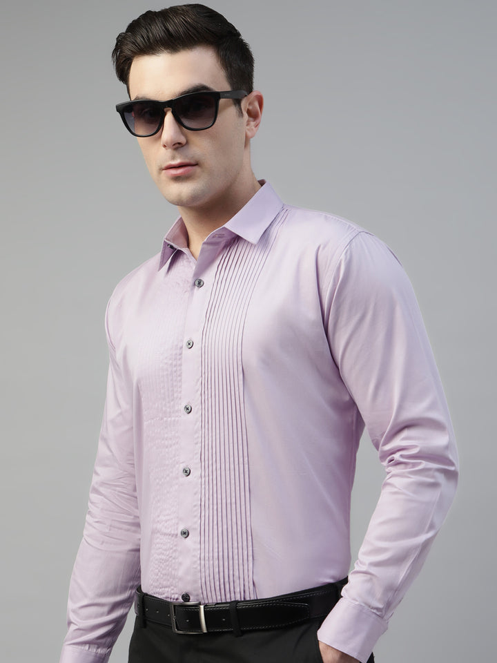 Men Lavender Solid Pure Cotton Pintucked Slim Fit Tuxedo Shirt