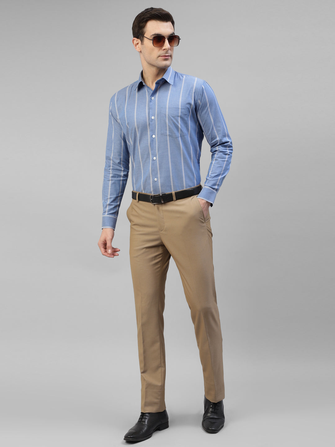 Men Blue White Vertical Oxford Striped Pure Cotton Slim Fit Formal Shirt