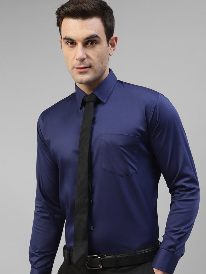 Men Blue Solid Pure Cotton Satin Slim Fit Formal Shirt