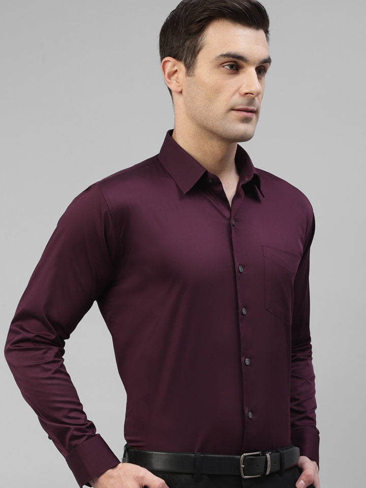 Men Burgundy Solid Pure Cotton Satin Slim Fit Formal Shirt