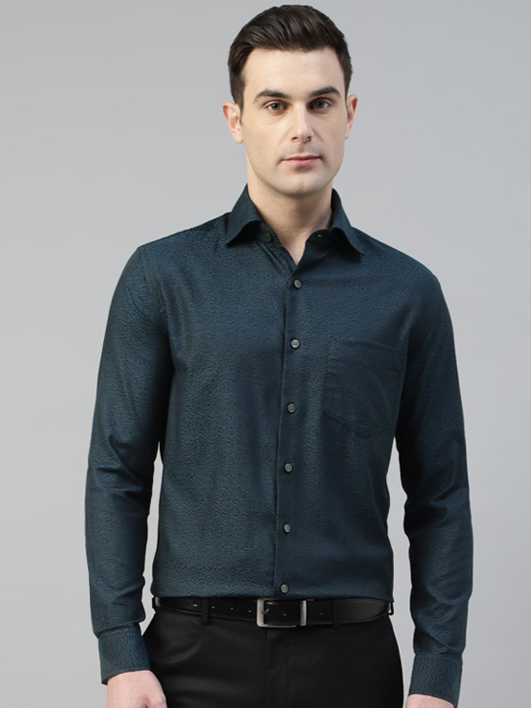 Men Navy Blue & Black Abstract Self Design Pure Cotton Slim Fit Party Shirt