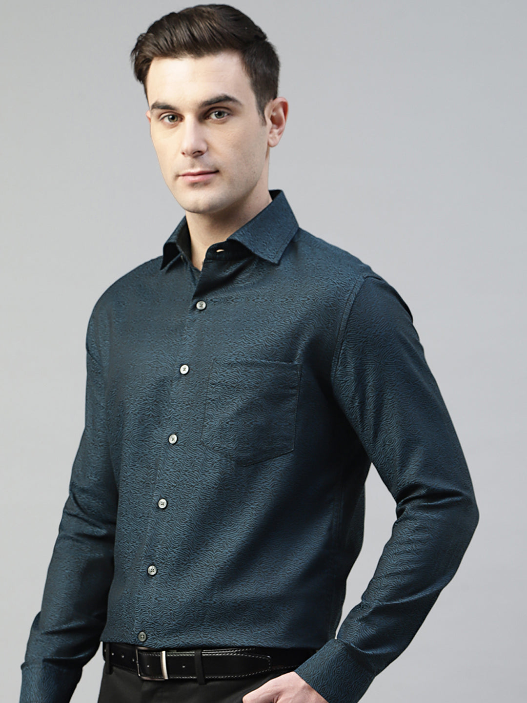 Men Navy Blue & Black Abstract Self Design Pure Cotton Slim Fit Party Shirt