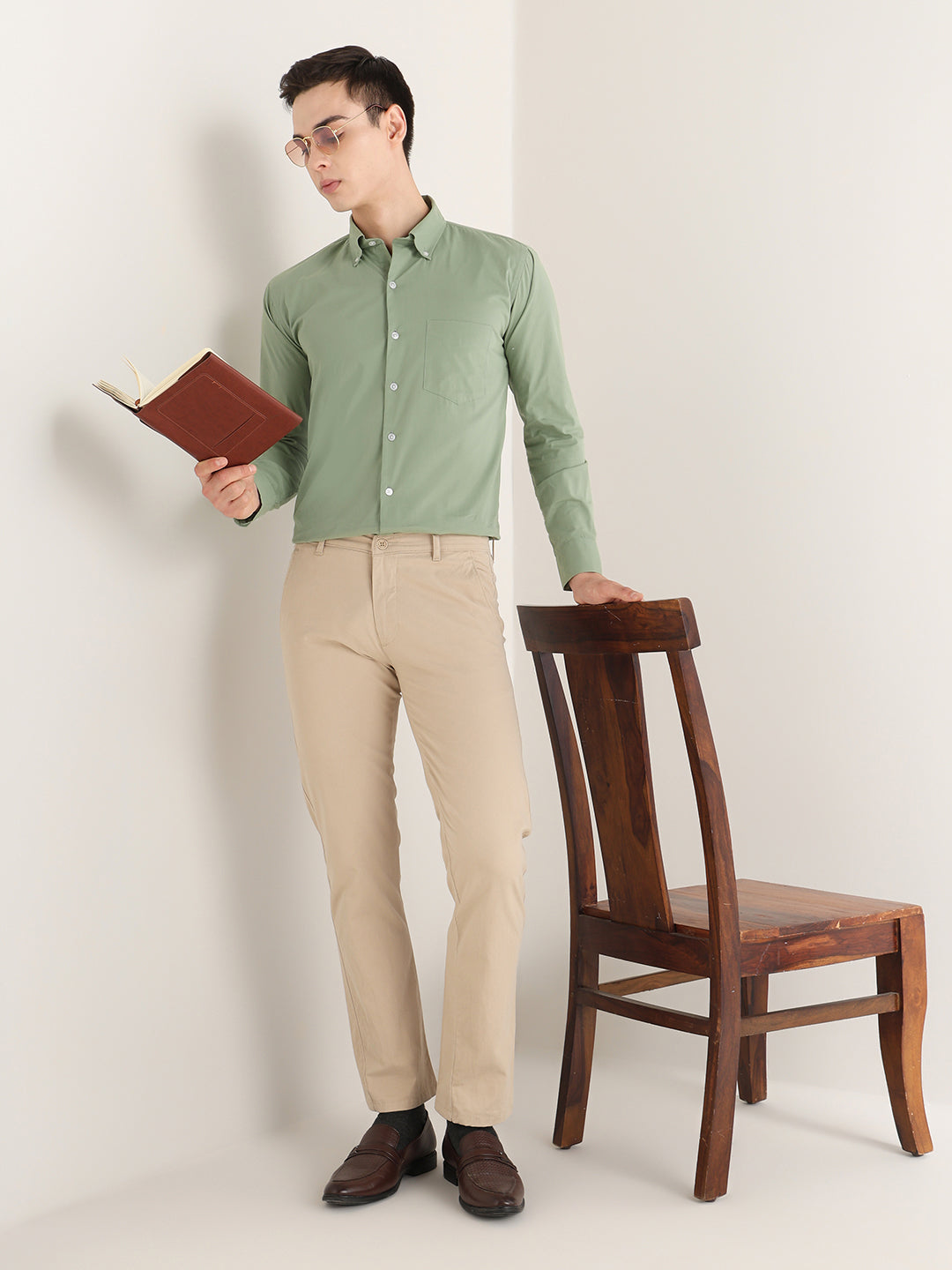 Hancock   Men   Green   Solids   Pure Cotton   Slim Fit   Formal   Shirt