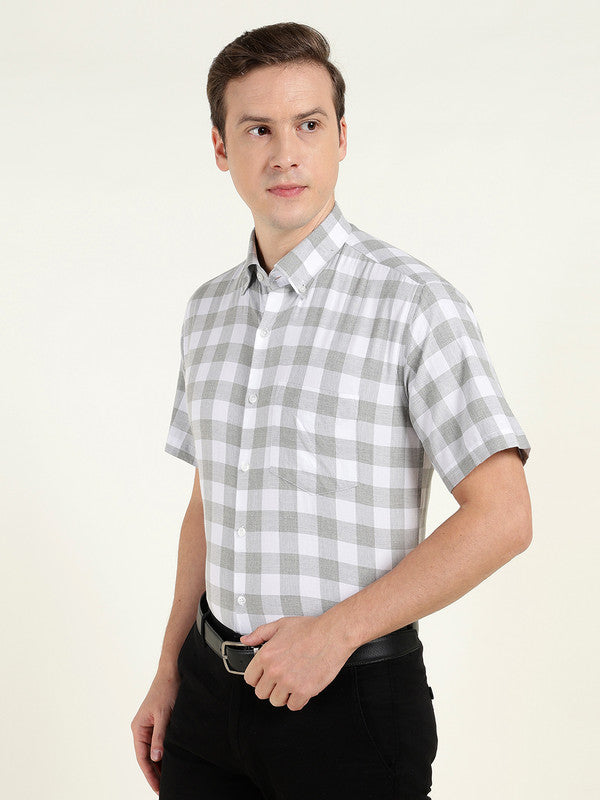Hancock Men Grey & White Buffalo Checked Pure Cotton Button Down Collar Short Sleeve Shirt