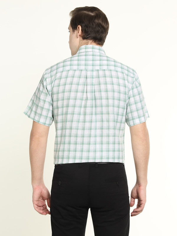Men Green & White Checked Linen Slim Fit Formal Shirt