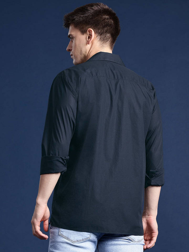 Men Navy blue Solid Pure Cotton Relaxed Fit Casual Shirt