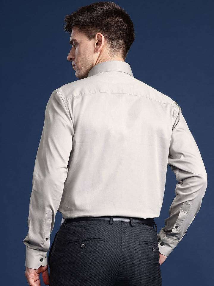 Men Grey Solid Cotton Elastane Blend Slim Fit Formal Shirt