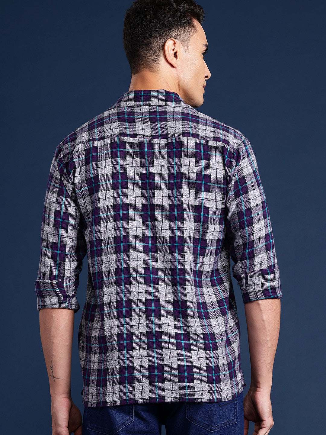 Men Purple Checked Pure Cotton Relaxed Fit Casual Shirt