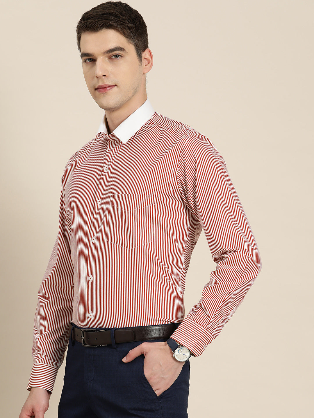 Men White & Red Stripes Pure Cotton Slim fit Formal Shirt