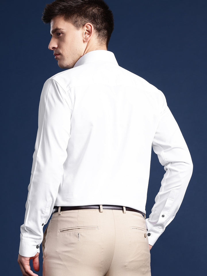 Men White Solid Cotton Elastane Blend Slim Fit Formal Shirt