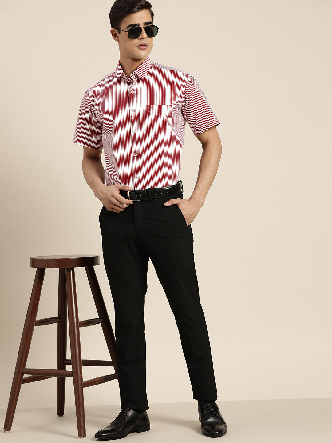 Men Red & White Stripes Pure Cotton Slim fit Formal Shirt