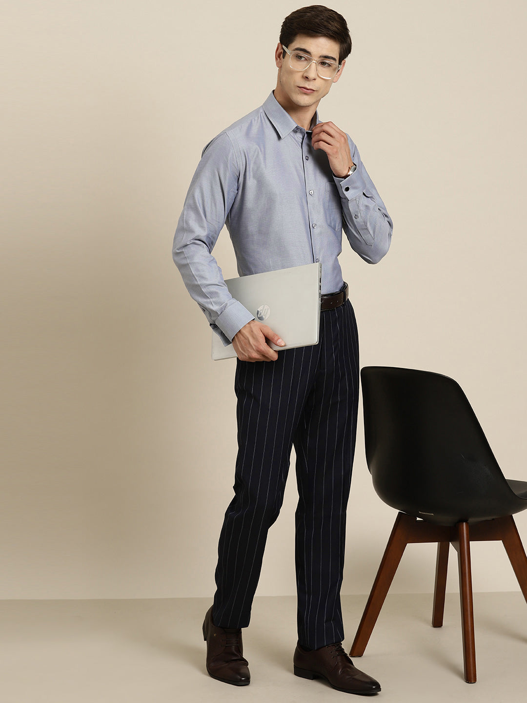 What color shirt should I wear with blue trousers and a gray sweater? -  Quora