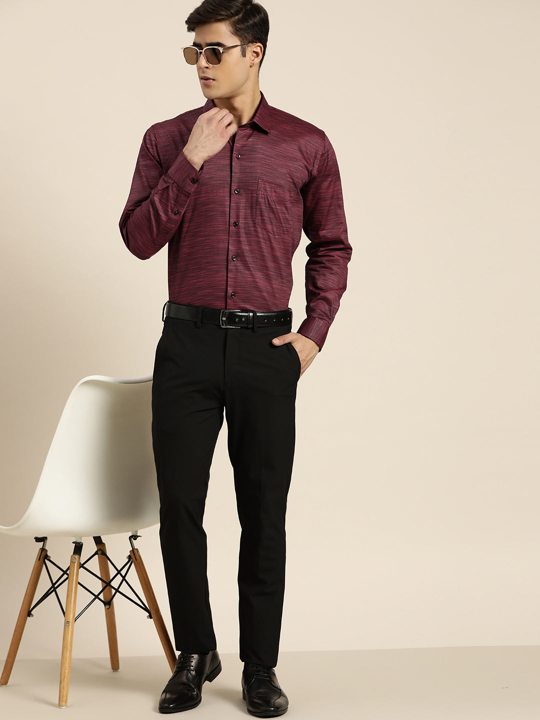 Men Burgundy Solid Pure Cotton Slim fit Formal Shirt
