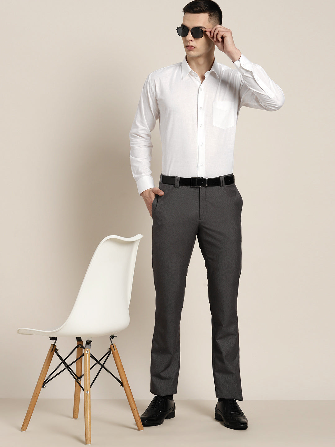 Men White Solid Linen Cotton Slim fit Formal Shirt