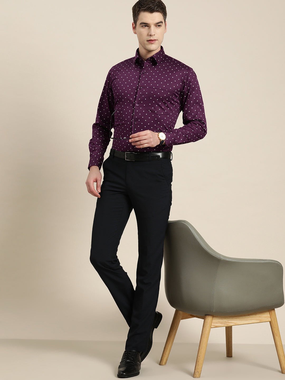 Men Burgundy Print Pure Cotton Slim fit Party Shirt