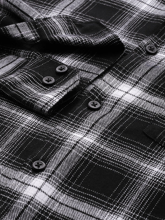 Men Black & White Checks Pure Cotton Slim fit Casual Shirt