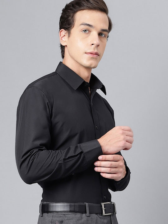 Men Black Solid Rich Cotton Slim Fit Formal Shirt