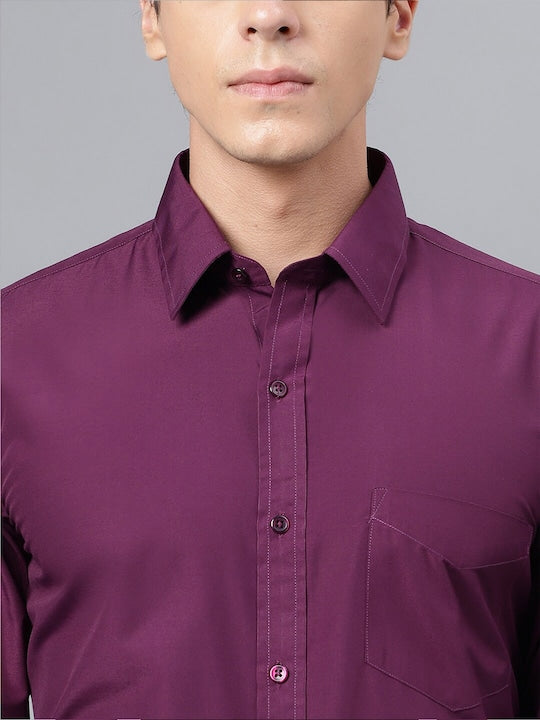 Men Purple Solid Rich Cotton Slim Fit Formal Shirt