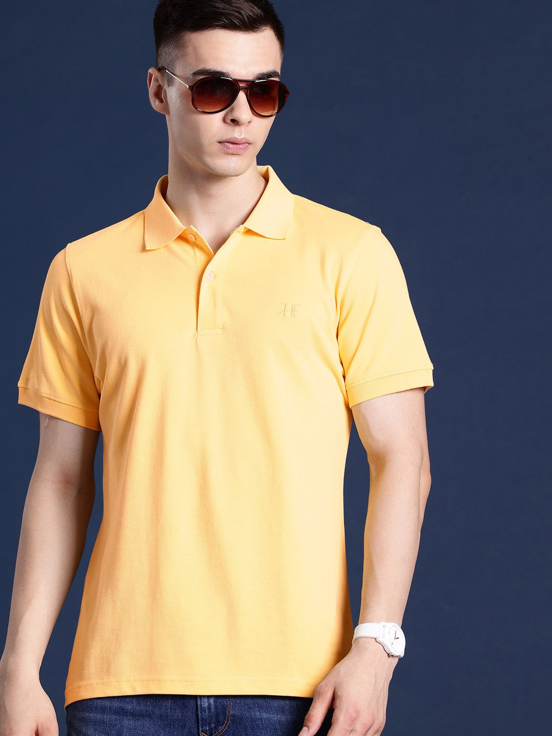 Men Yellow Solid Pure Cotton Slim Fit T-Shirt