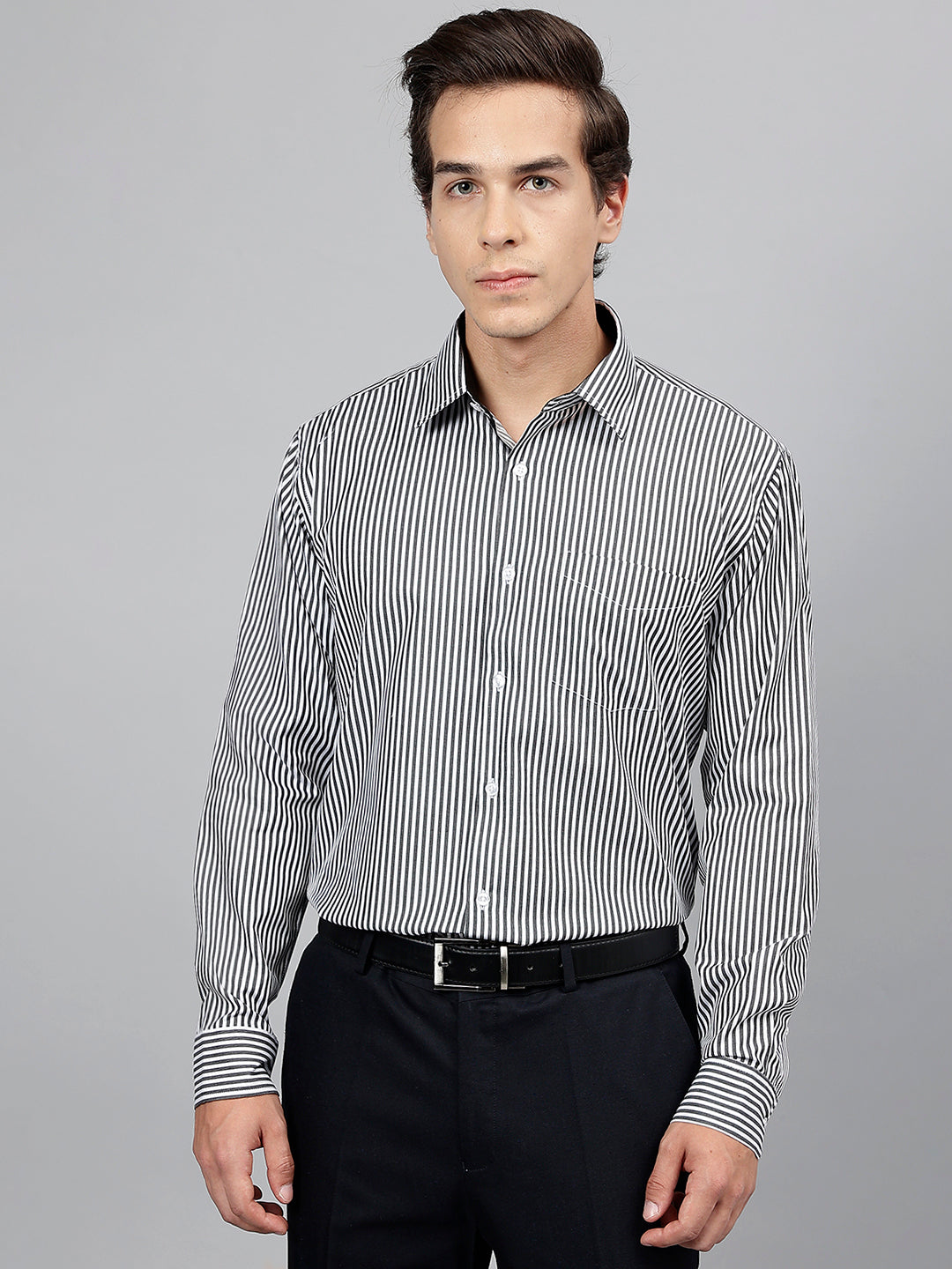 Men White & Black Pure Cotton Candy Striped Regular Collar Slim Fit Formal Shirt