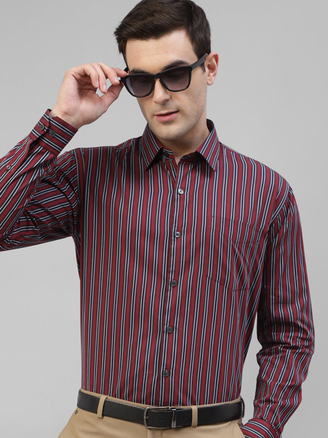 Men Blue Vertical Striped Pure Cotton Slim Fit Formal Shirt