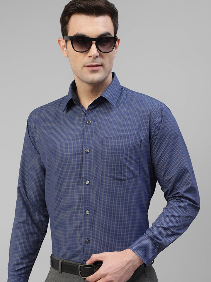 Men Navy Blue Micro Checked Wrinkle Resistant Slim Fit Formal Shirt