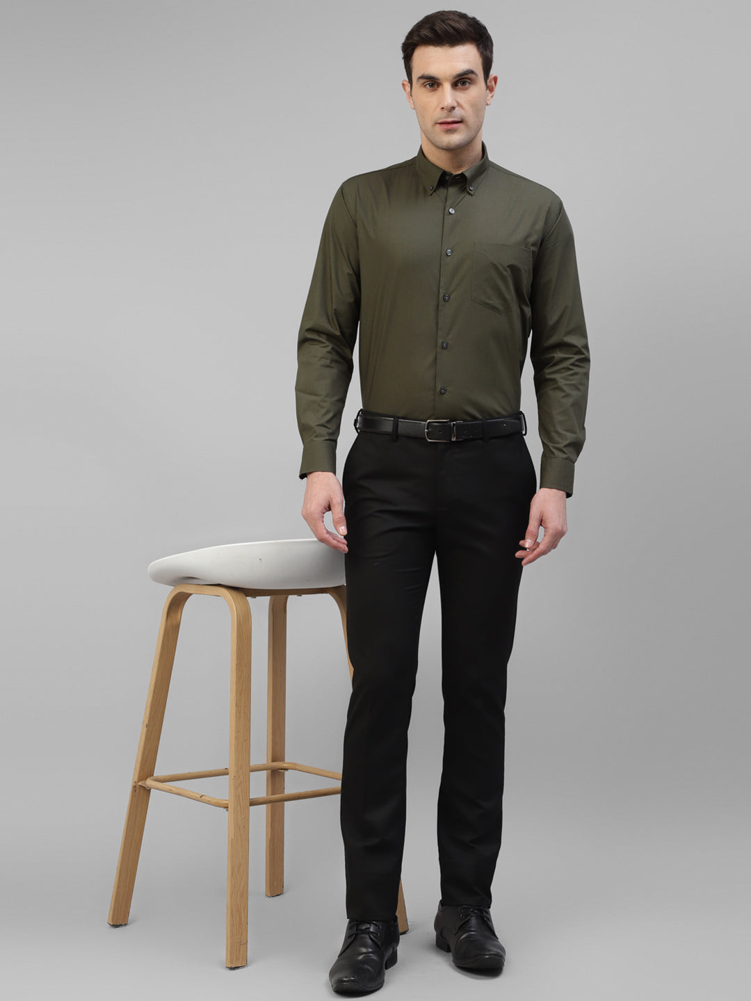 Men Olive Solid Pure Cotton Slim Fit Formal Shirt