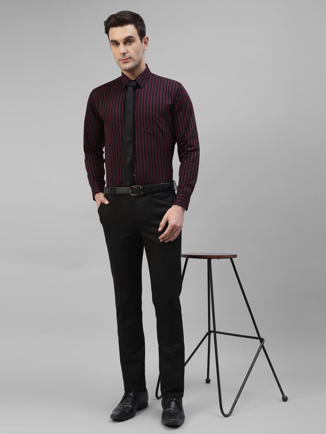 Men Maroon & Black Candy Striped Pure Cotton Slim Fit Formal Shirt