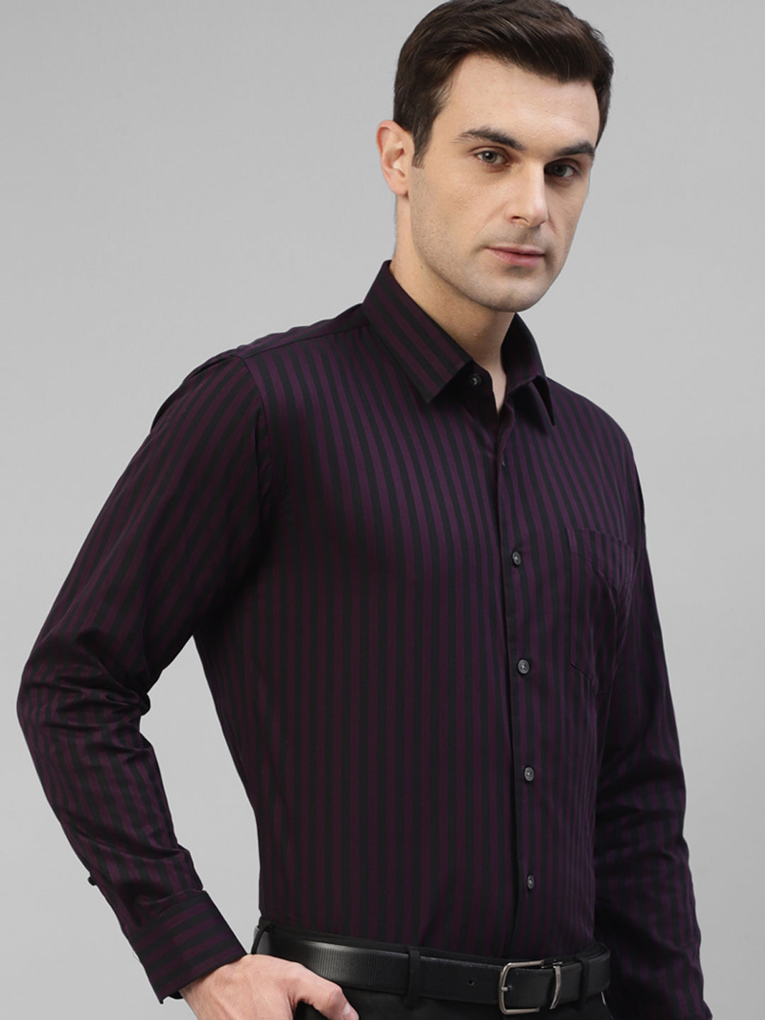 Men Purple & Black Candy Striped Pure Cotton Slim Fit Formal Shirt