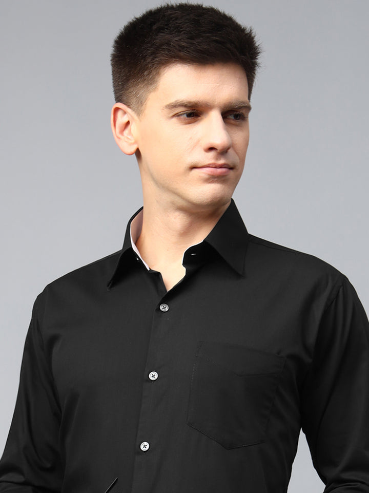 Men Black Solid Herringbone Giza Cotton Slim Fit Formal Shirt