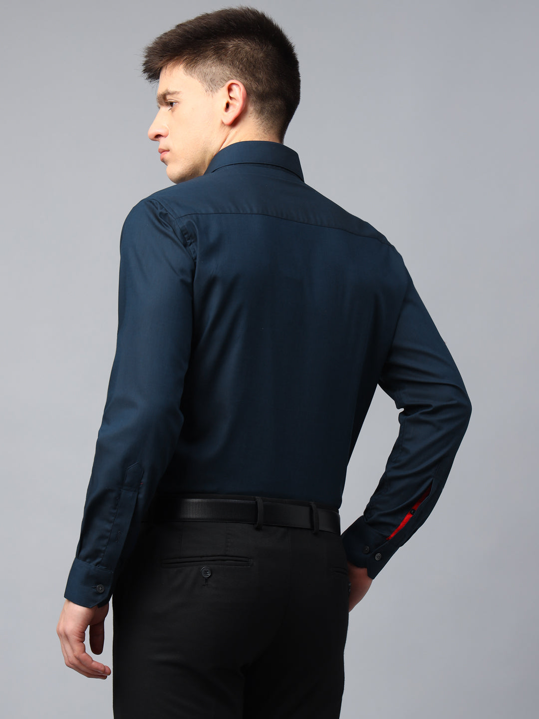 Men Navy Blue Solid Herringbone Giza Cotton Slim Fit Formal Shirt