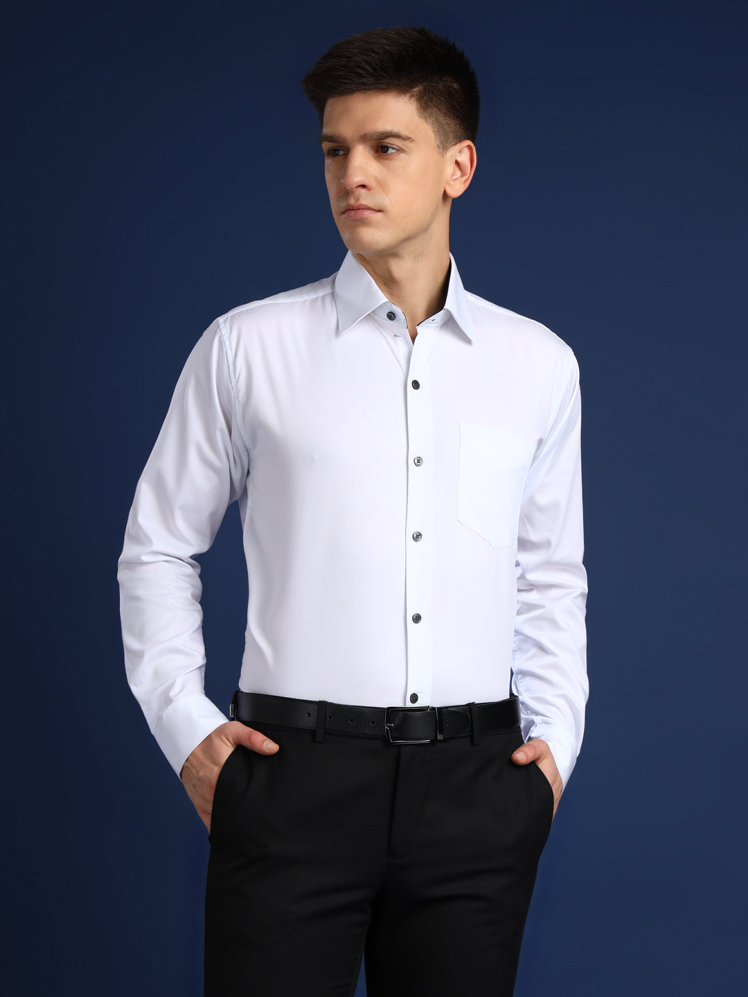 Men White Solid Herringbone Giza Cotton Slim Fit Formal Shirt