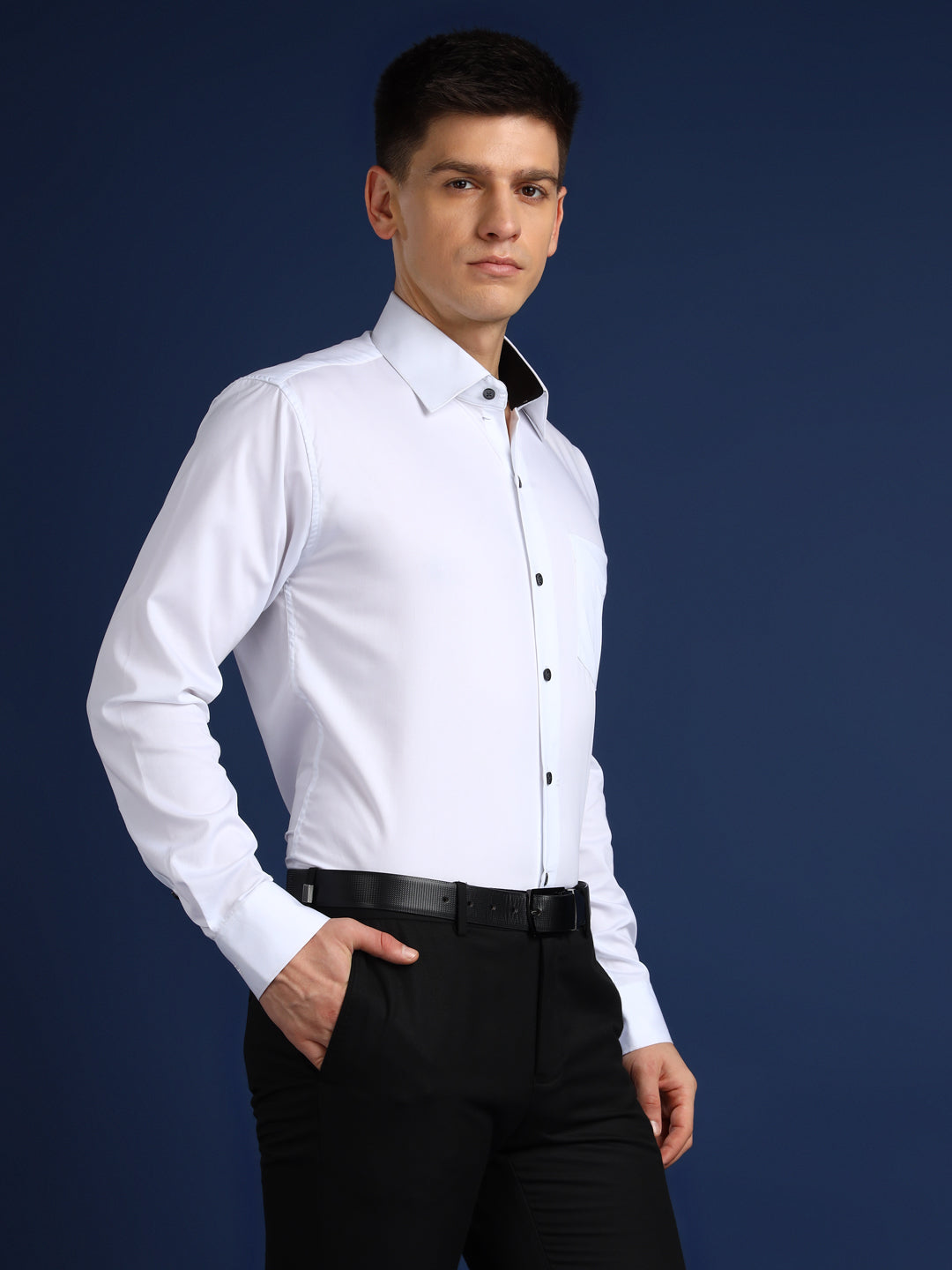 Men White Solid Herringbone Giza Cotton Slim Fit Formal Shirt