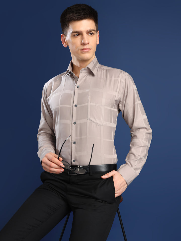 Men Beige Textured Giza Cotton Slim Fit Formal Shirt