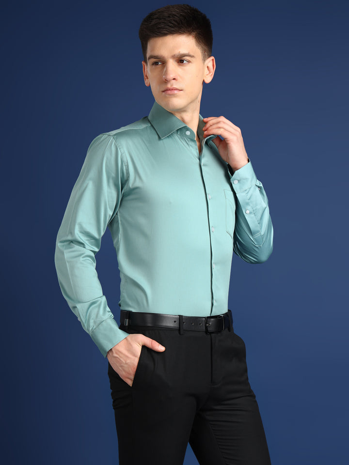 Men Jade Green Solid Cotton Satin Slim Fit Formal Shirt