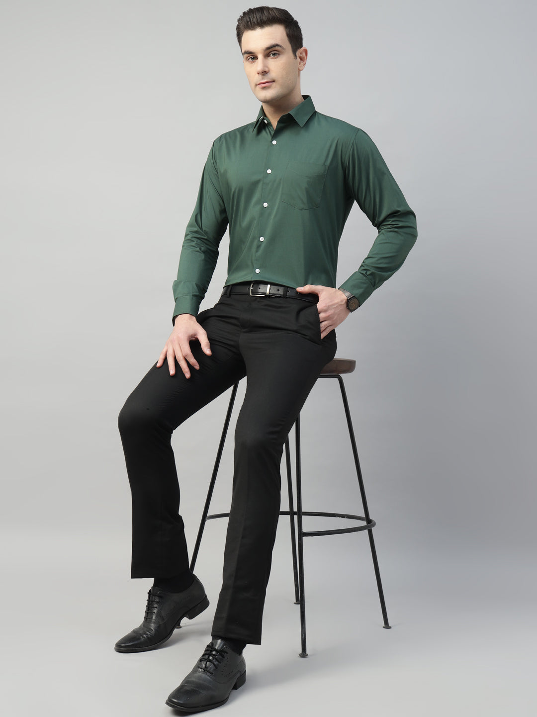 Hancock Men Bottle green Solid Cotton Elastene Slim Fit Formal Shirt
