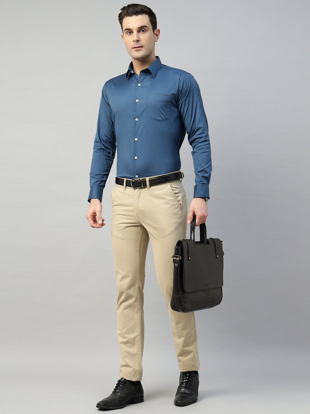 Hancock Men Blue Solid Cotton Elastene Slim Fit Formal Shirt