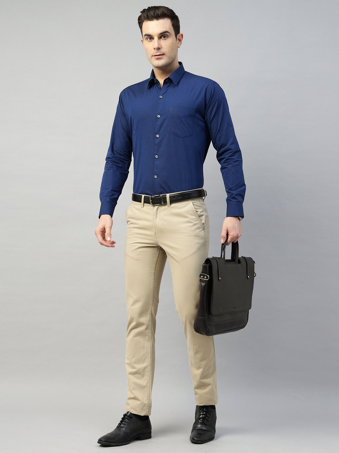 Hancock Men Navy Blue Solid Pure Cotton Slim Fit Formal Shirt