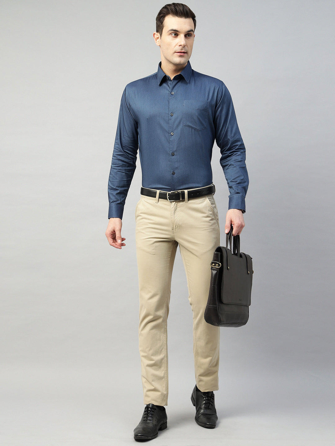 Hancock Men Navy Blue Solid Cotton Elastene Slim Fit Formal Shirt
