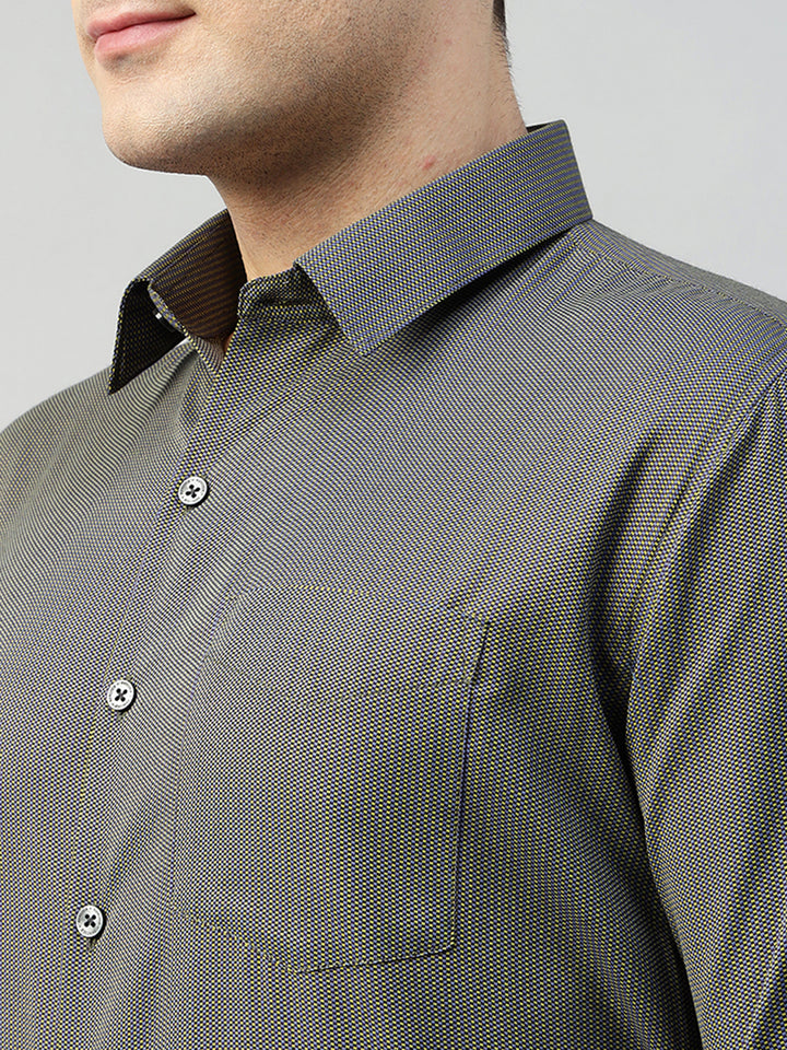 Hancock Men Navy & Yellow Solid Polyester Slim Fit Formal Shirt