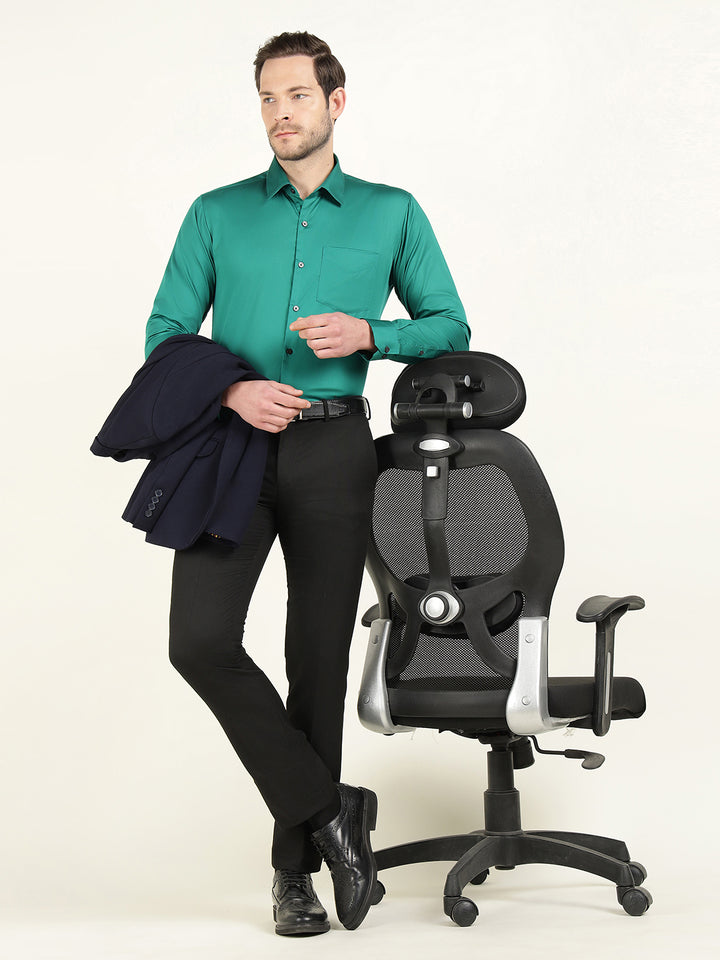 Hancock Men Green Solid Slim Fit Pure Cotton Satin Party Shirt