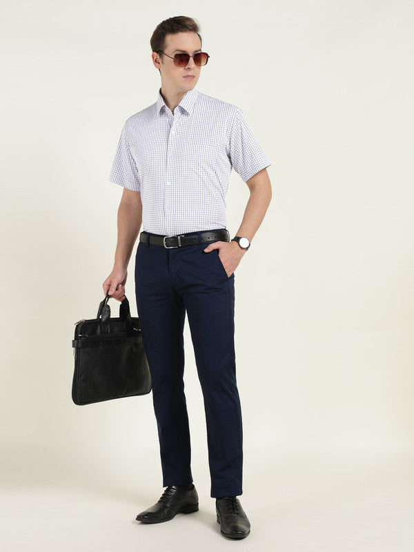 Men White & Blue Checked Slim Fit Wrinkle Ressistant Pure Cotton Stretch Formal Shirt