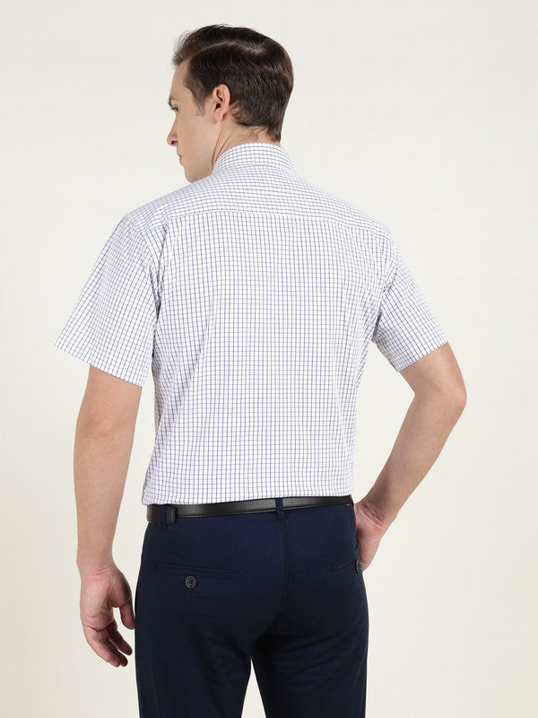 Men White & Blue Checked Slim Fit Wrinkle Ressistant Pure Cotton Stretch Formal Shirt