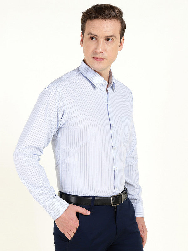 Men Blue Striped Wrinkle Ressistant Slim Fit Pure Cotton Formal Shirt