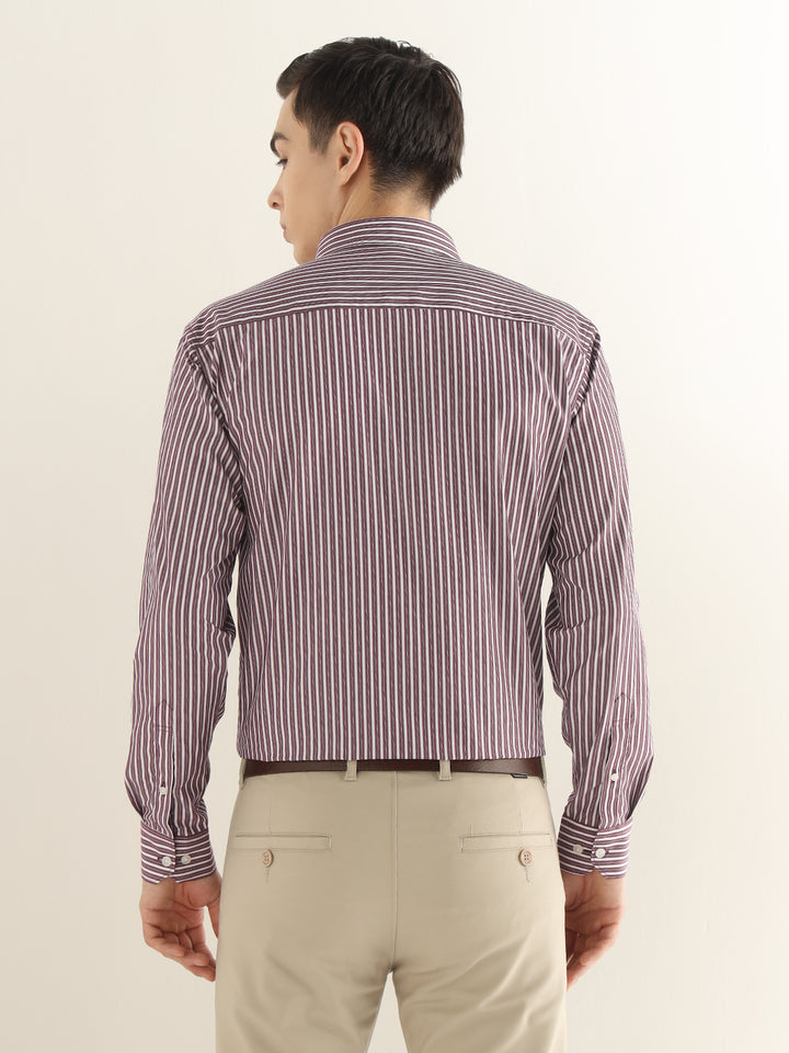 Hancock Men White & Maroon Striped Pure Cotton Slim Fit Formal Shirt