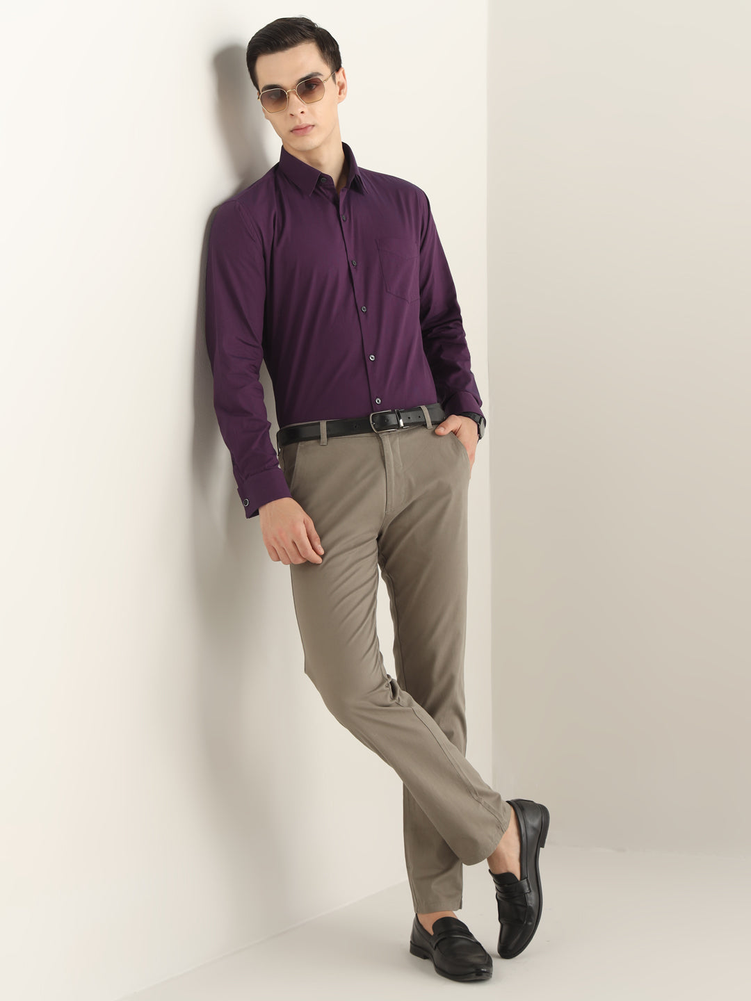 Hancock Men Purple Solid Pure Cotton Slim Fit Formal Shirt